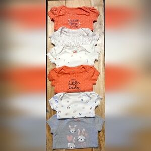 Carters Onesis 6 count bundle, excellent condition, 9m